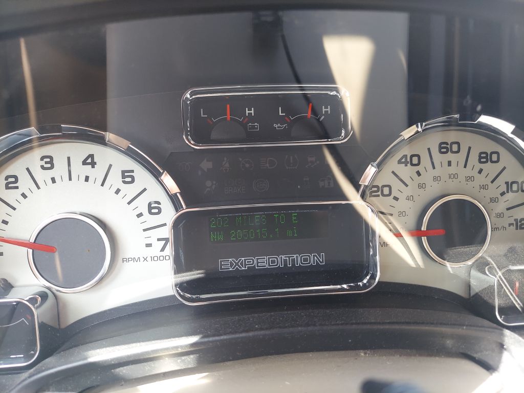 Photo 15 of this FORD EXPEDITION