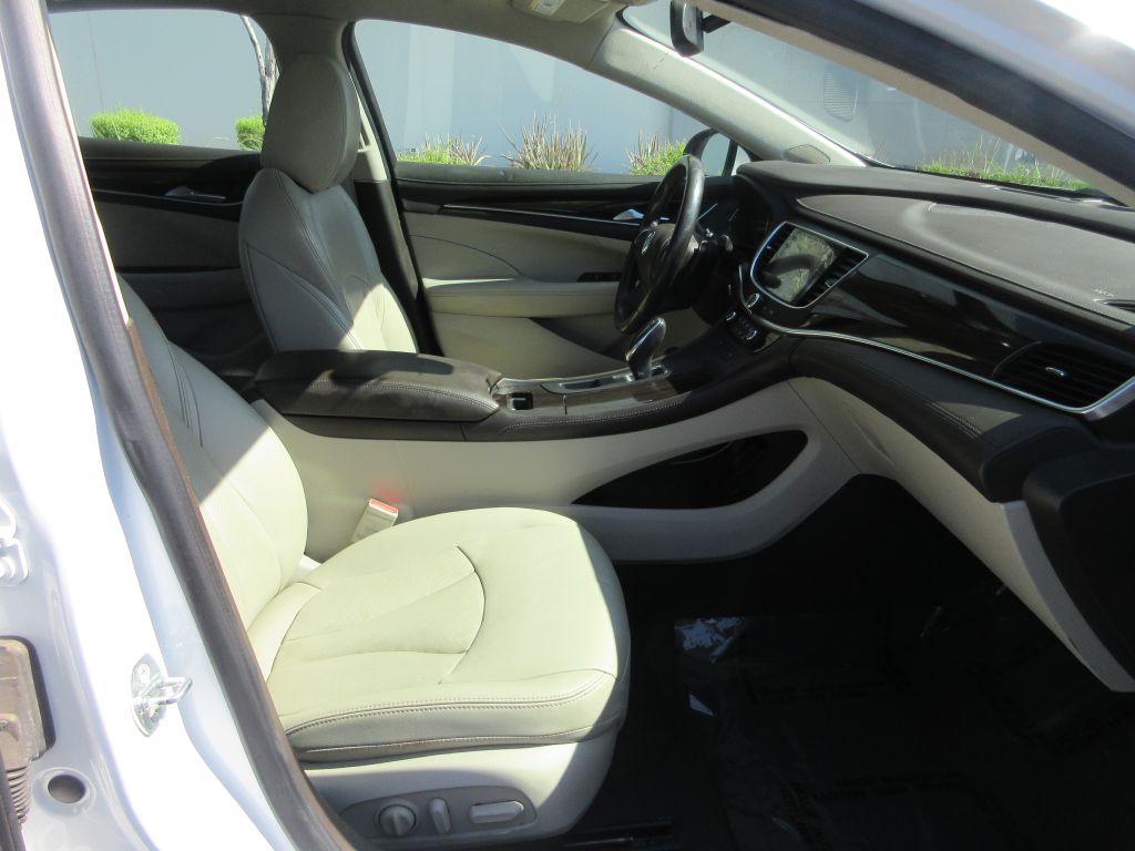 Car Image 12
