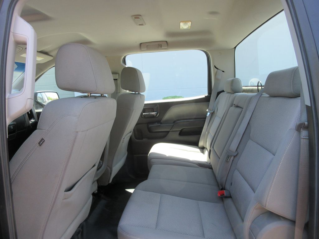 Car Image 10
