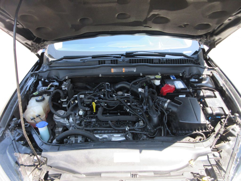 Car Image 13