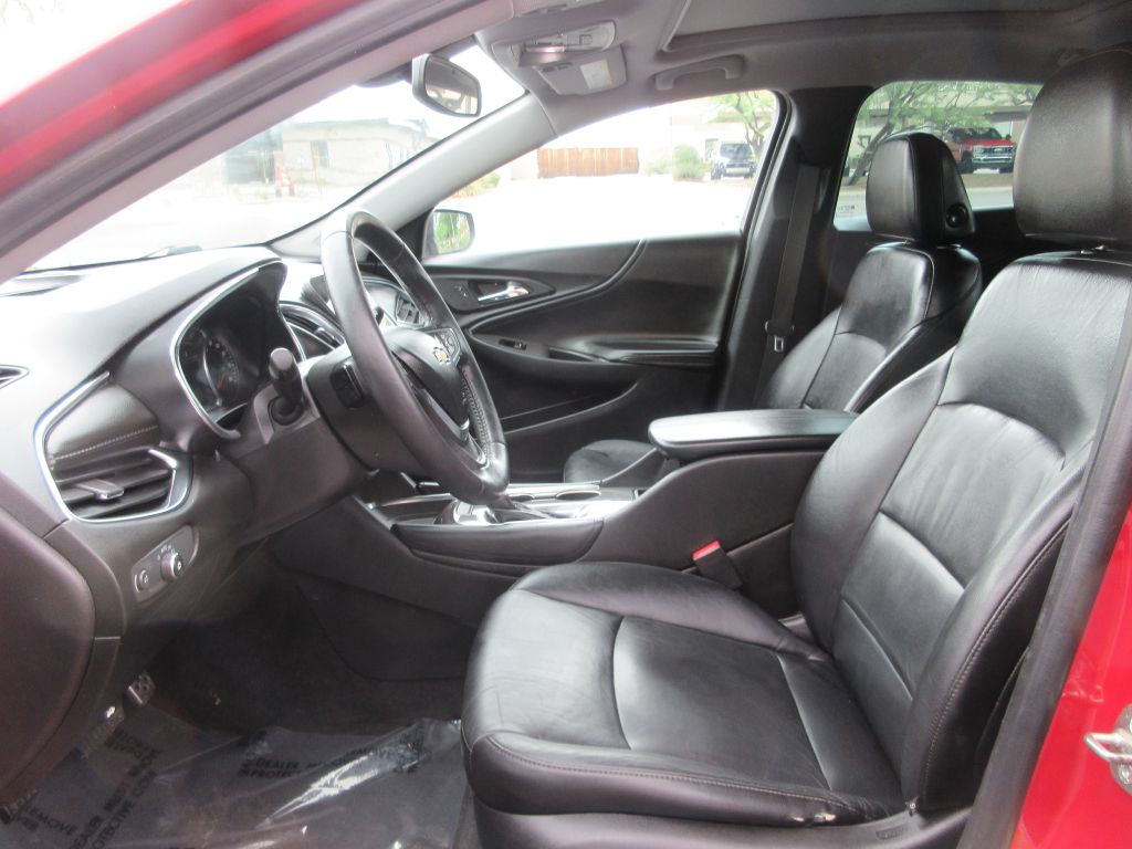 Car Image 8