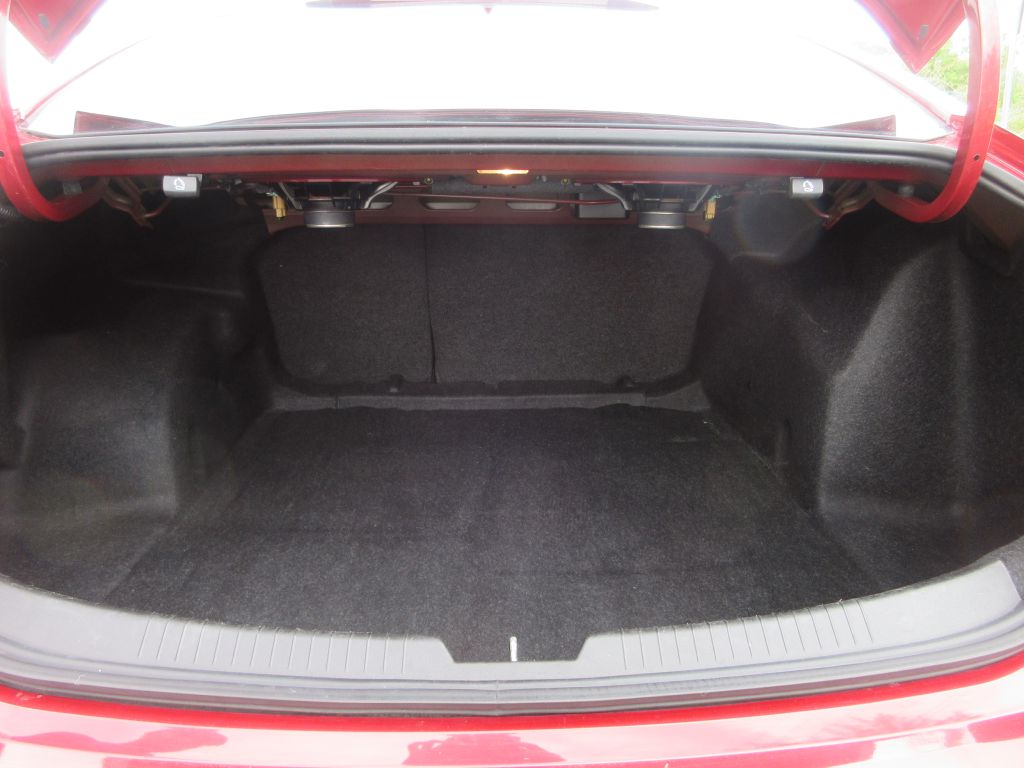 Car Image 10