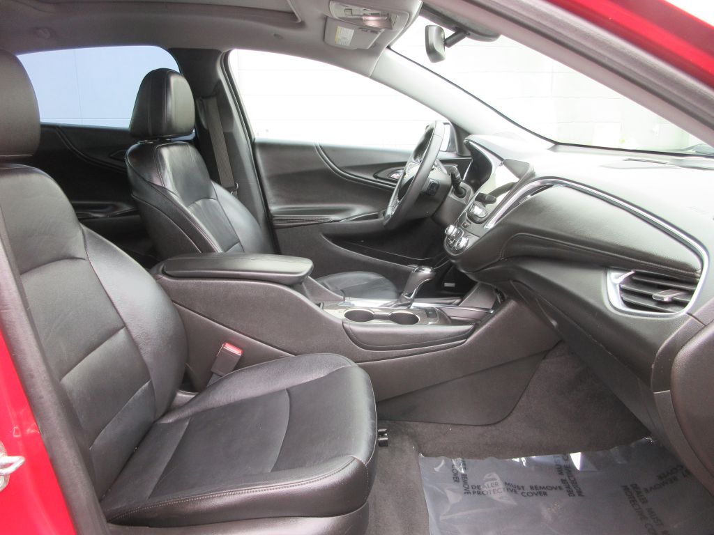 Car Image 12