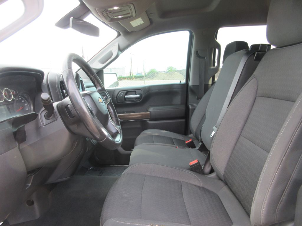 Car Image 8