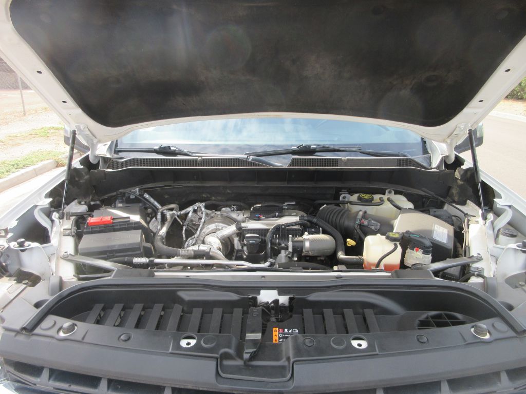 Car Image 13