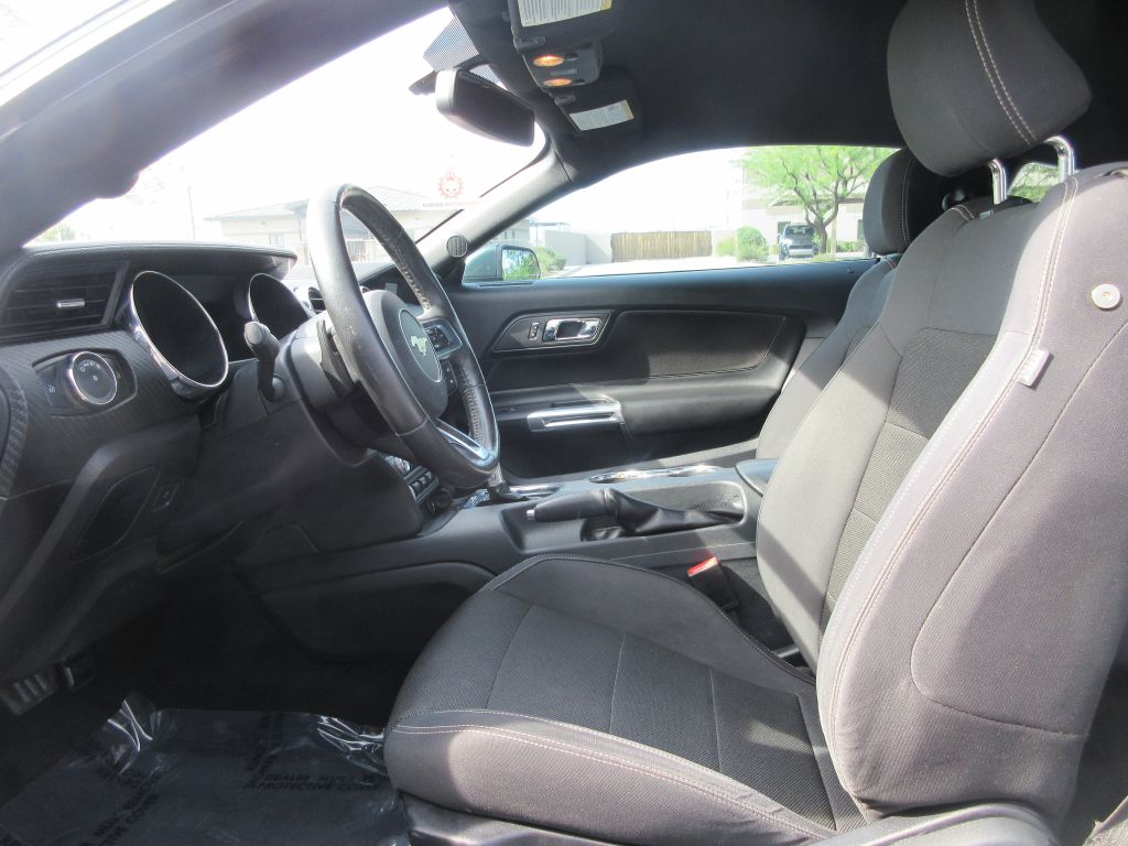 Car Image 9
