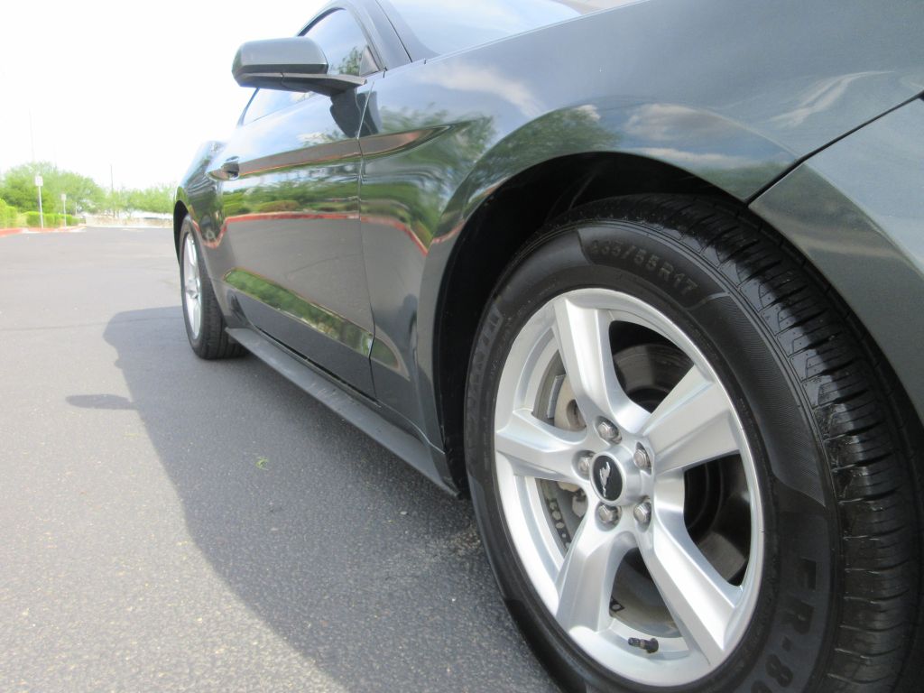 Car Image 18
