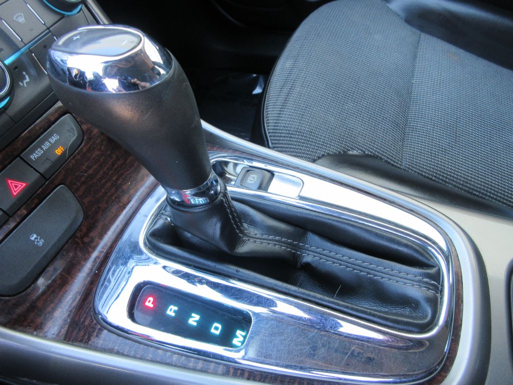 Car Image 15