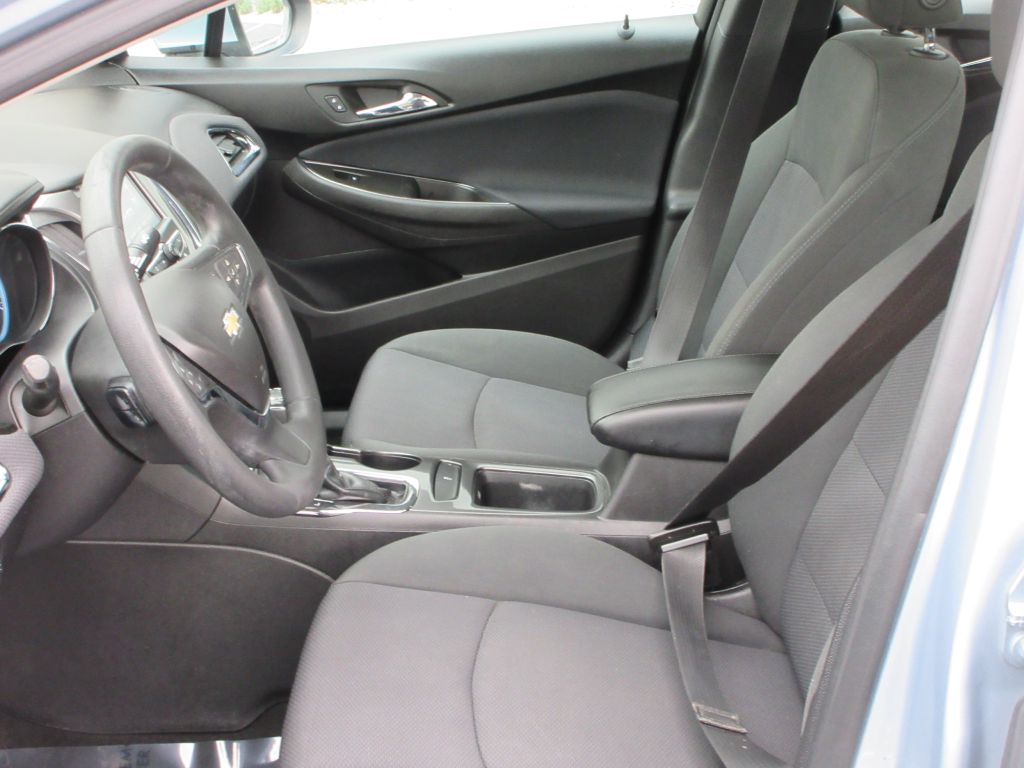 Car Image 9