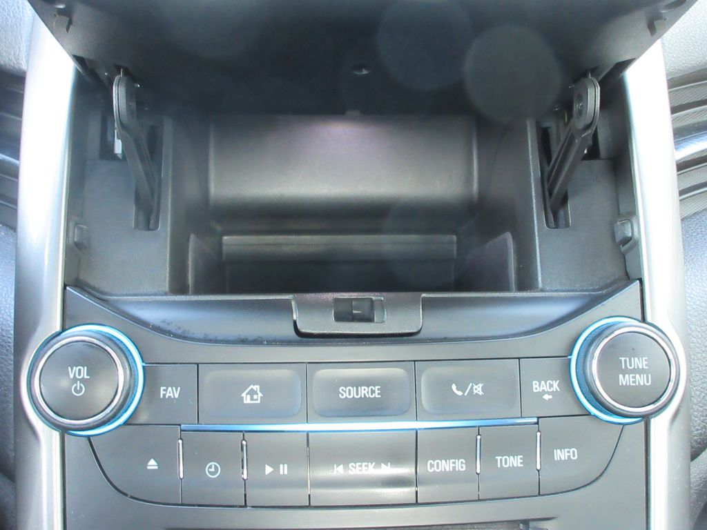 Car Image 17