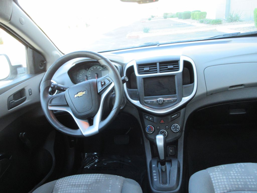 Car Image 12