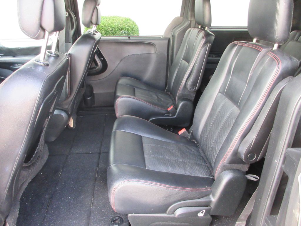 Car Image 8