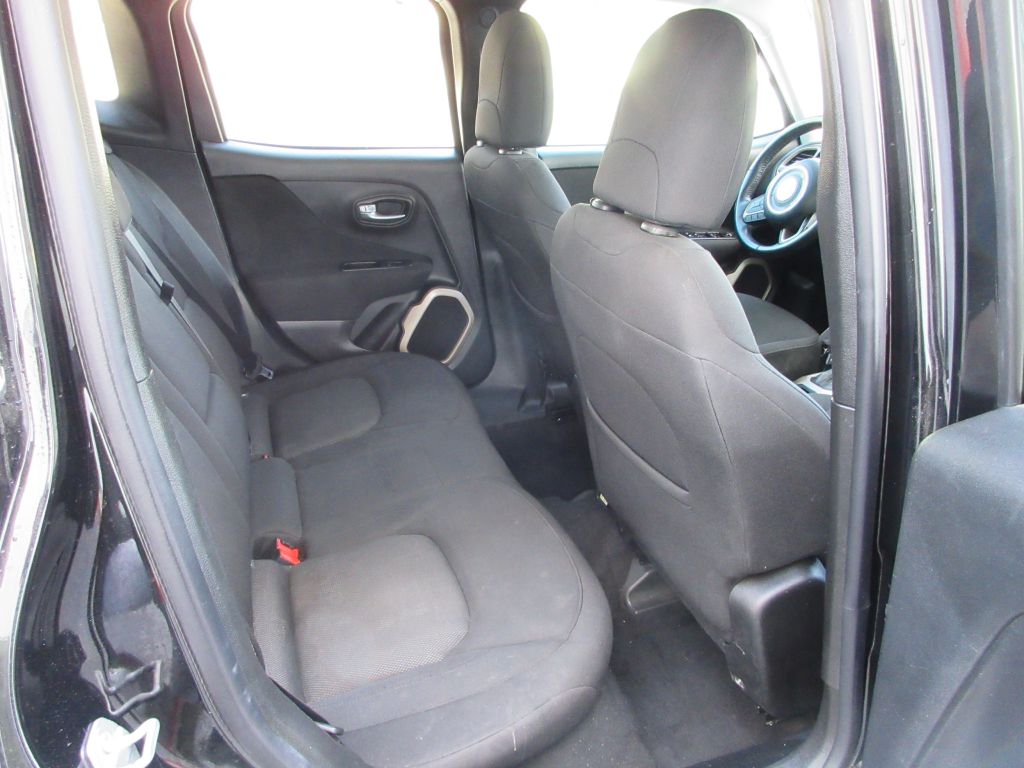 Car Image 11