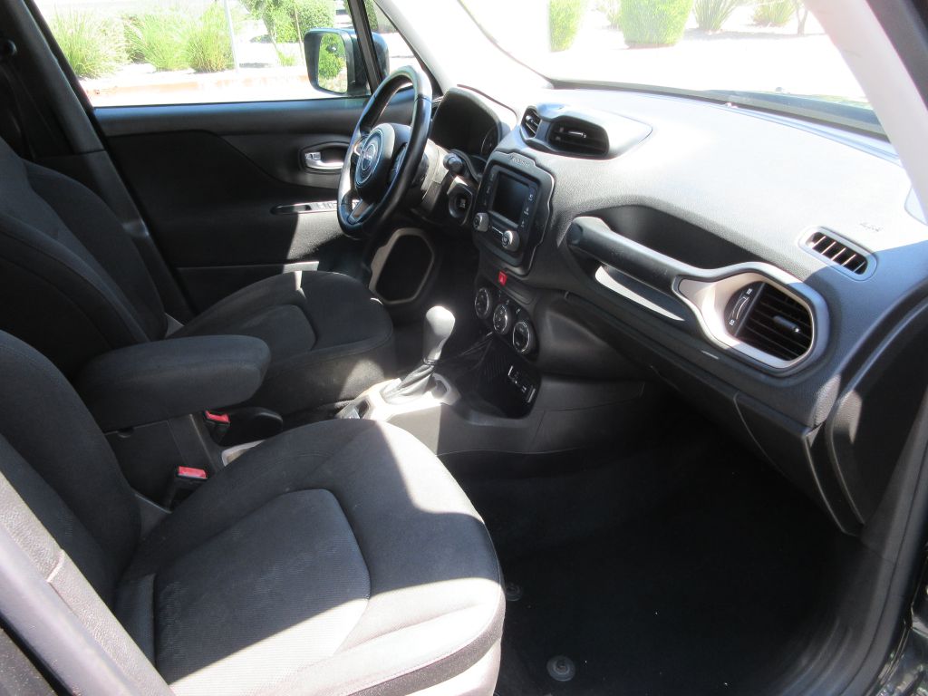 Car Image 10