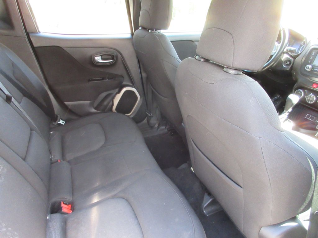 Car Image 11