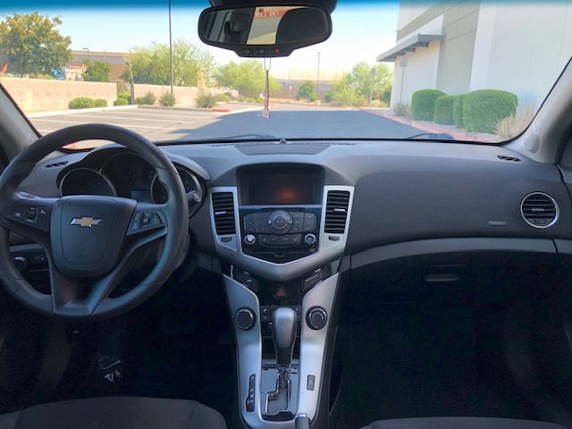 Car Image 12