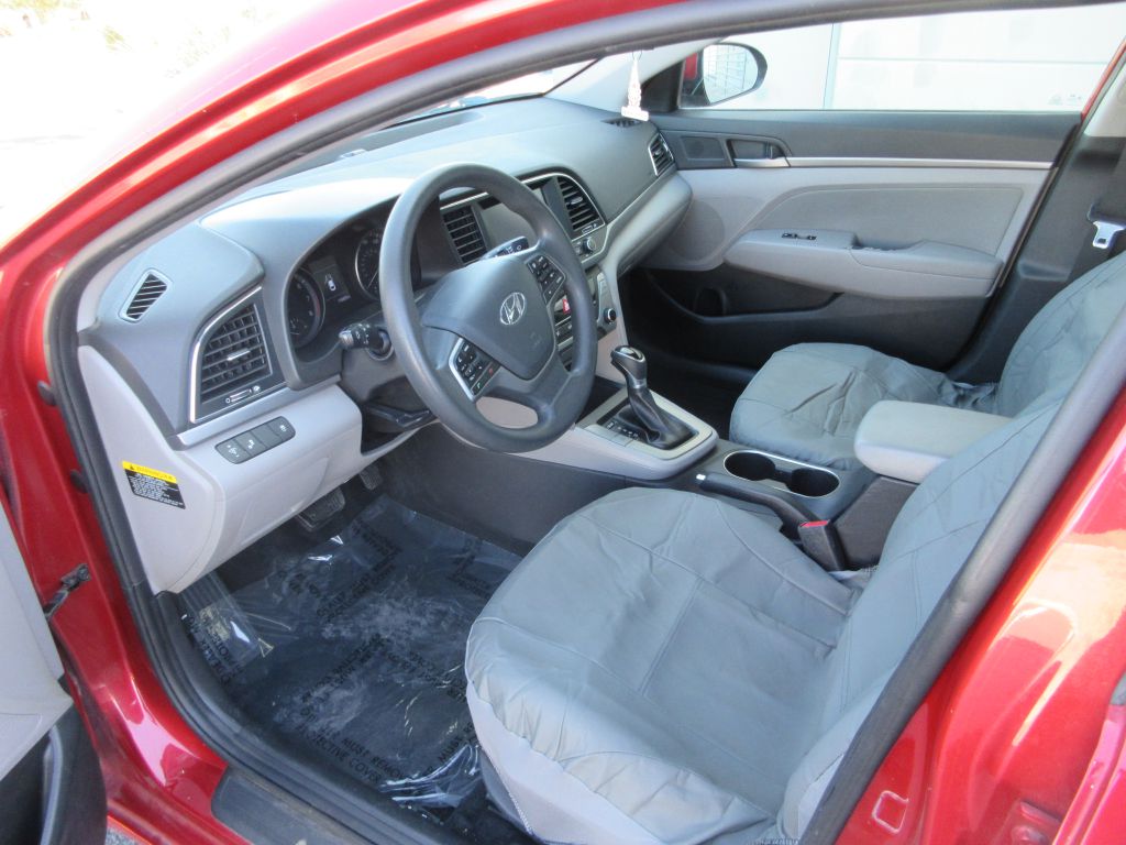 Car Image 8