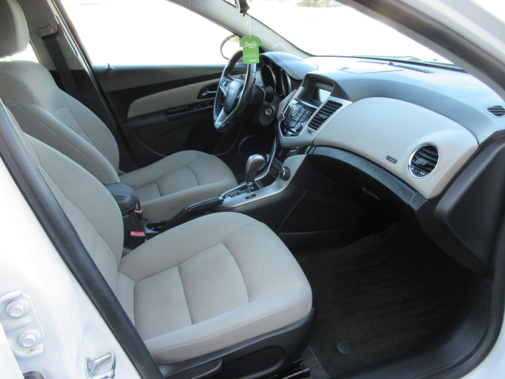 Car Image 12