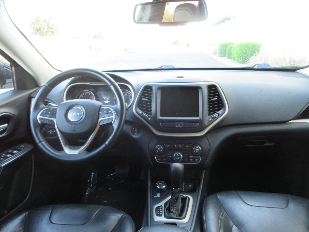 Car Image 12