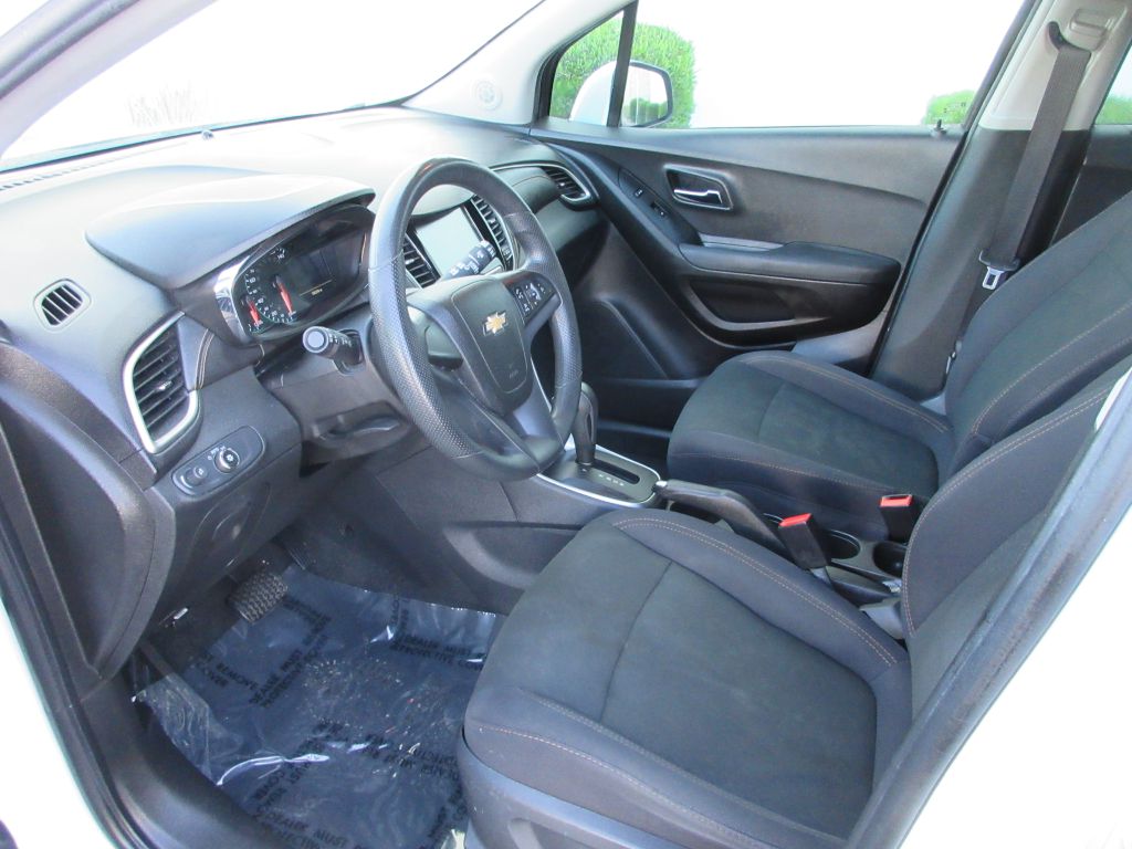 Car Image 8