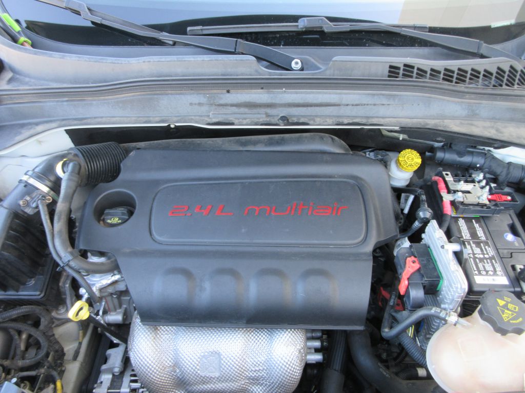Car Image 14