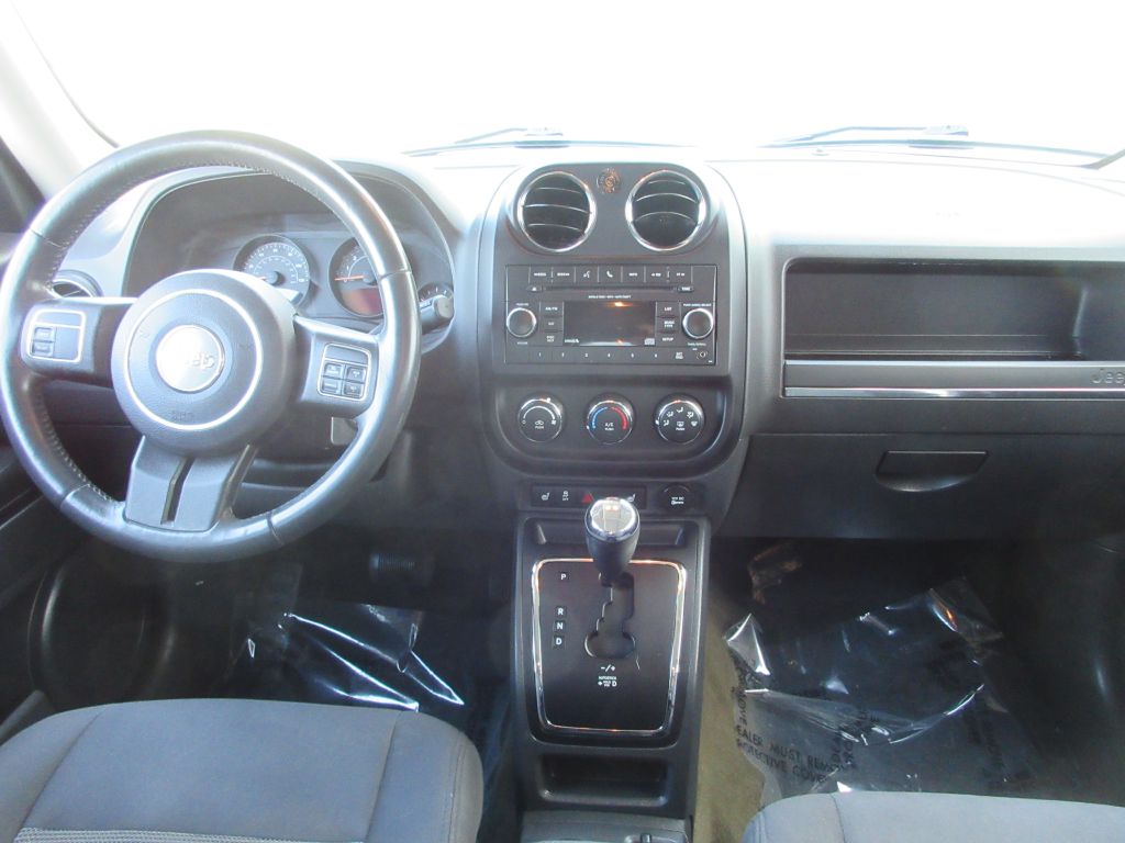 Car Image 12