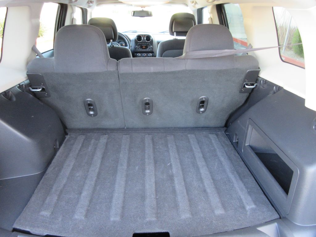 Car Image 13