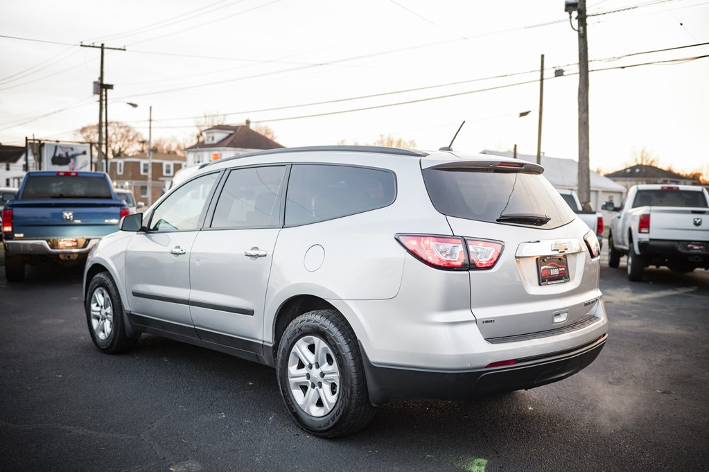 CHEVROLET TRAVERSE 2015 CHEVROLET TRAVERSE 1GNKVFED2FJ389520