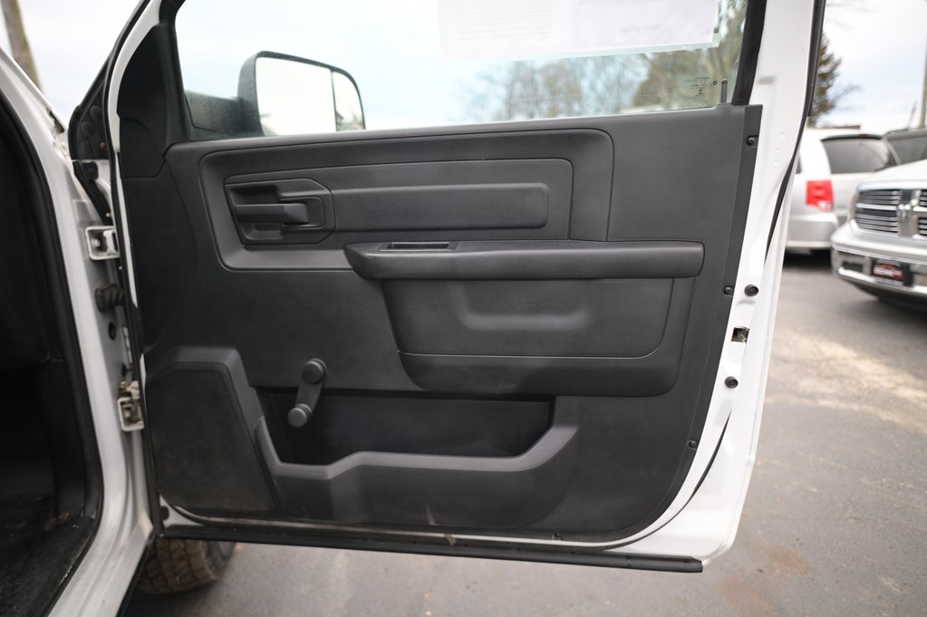 Photo 17 of this RAM 2500