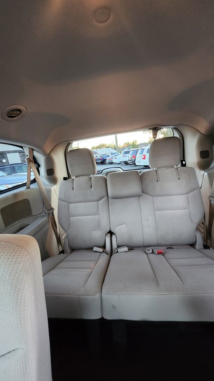 Photo 10 of this DODGE GRAND CARAVAN