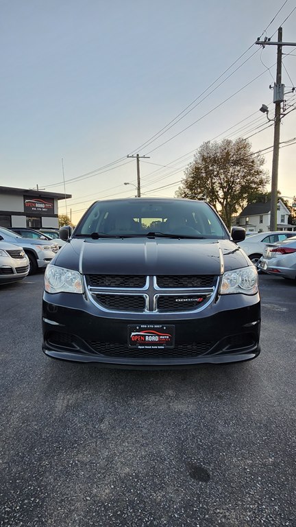 Photo 7 of this DODGE GRAND CARAVAN
