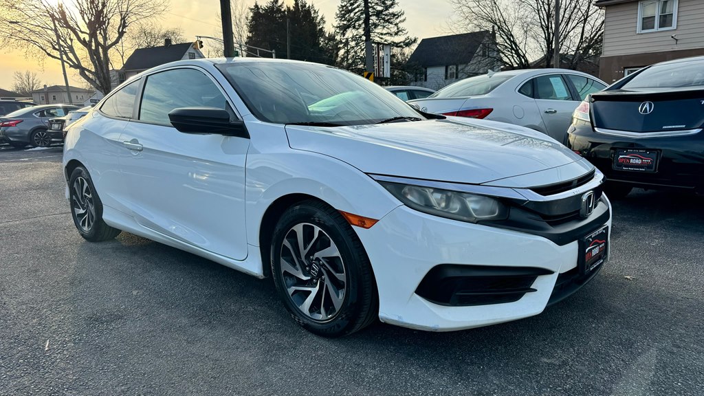 2016 Honda Civic LX's photo