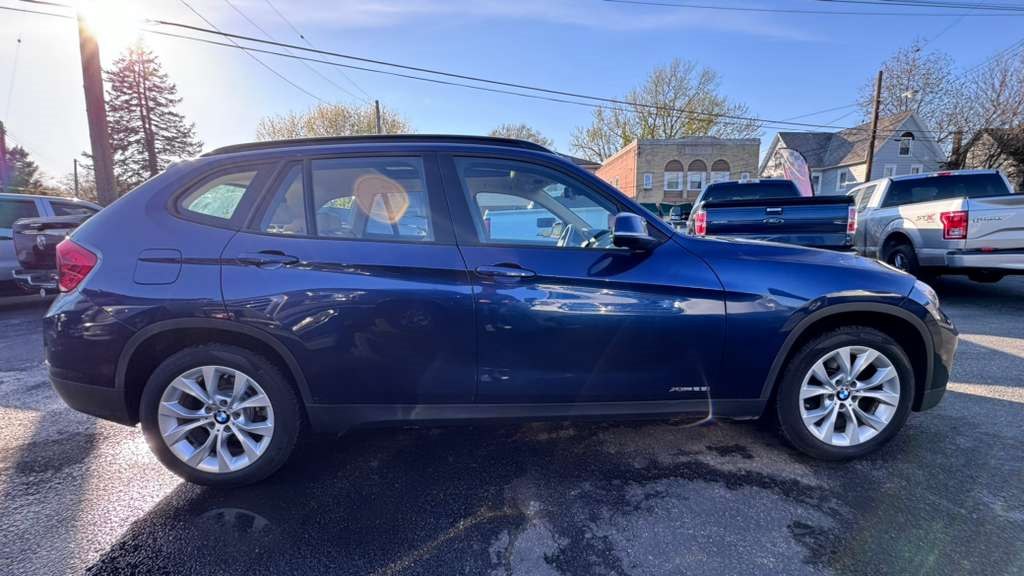Photo 12 of this BMW X1