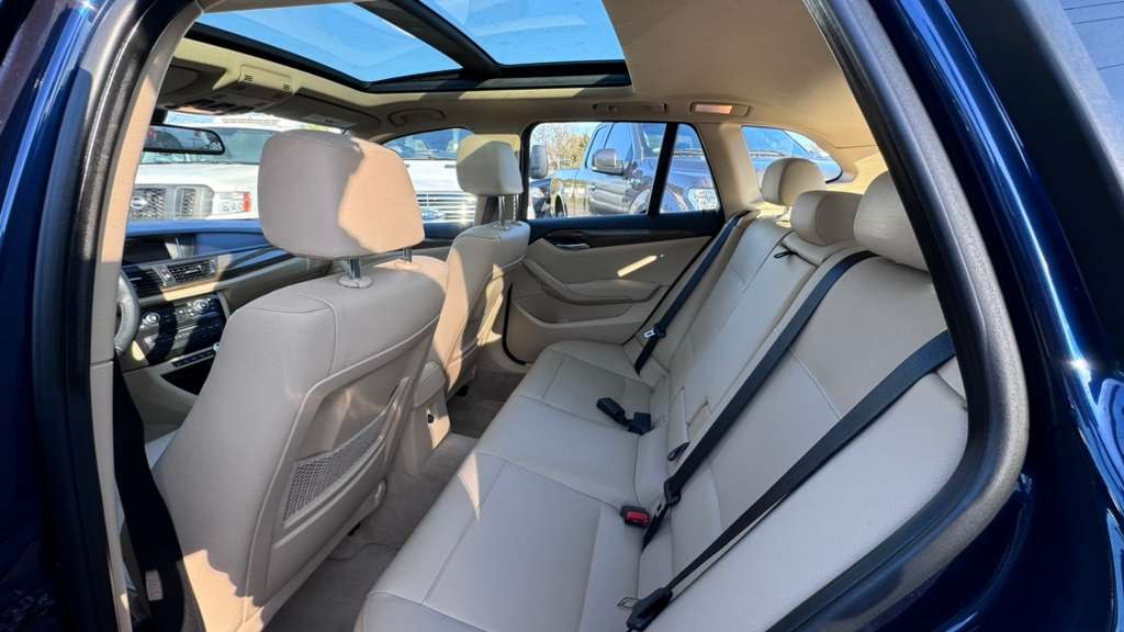Photo 9 of this BMW X1