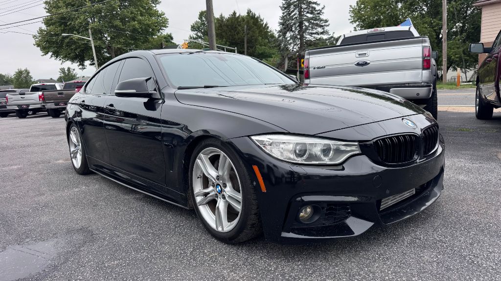 Photo 2 of this BMW 4 SERIES