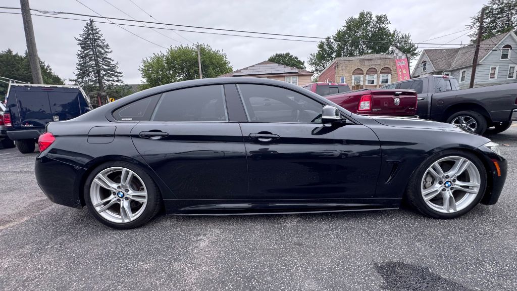 Photo 10 of this BMW 4 SERIES