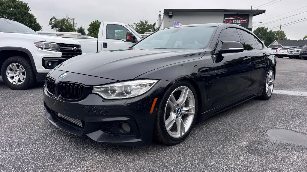 Photo 5 of this BMW 4 SERIES