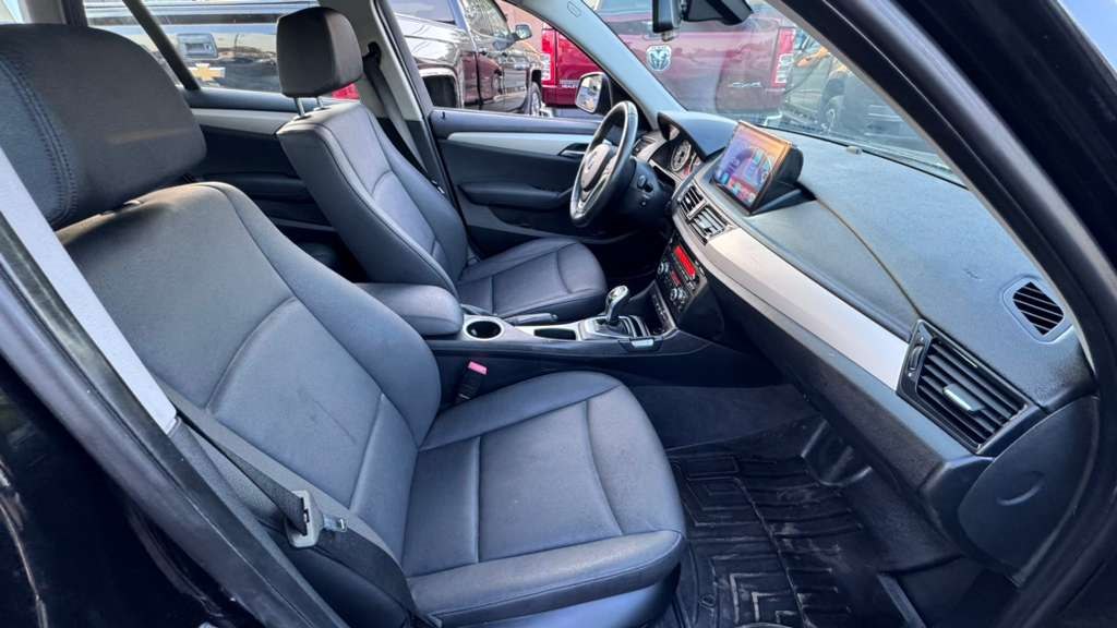 BMW X1 2015 BMW X1 WBAVL1C51FVY37830