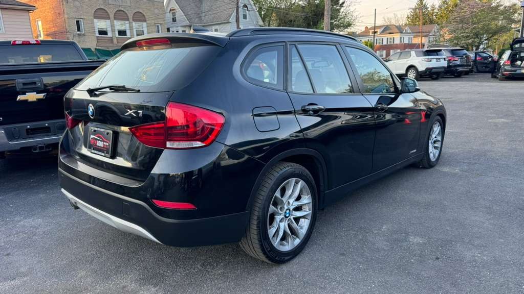 BMW X1 2015 BMW X1 WBAVL1C51FVY37830