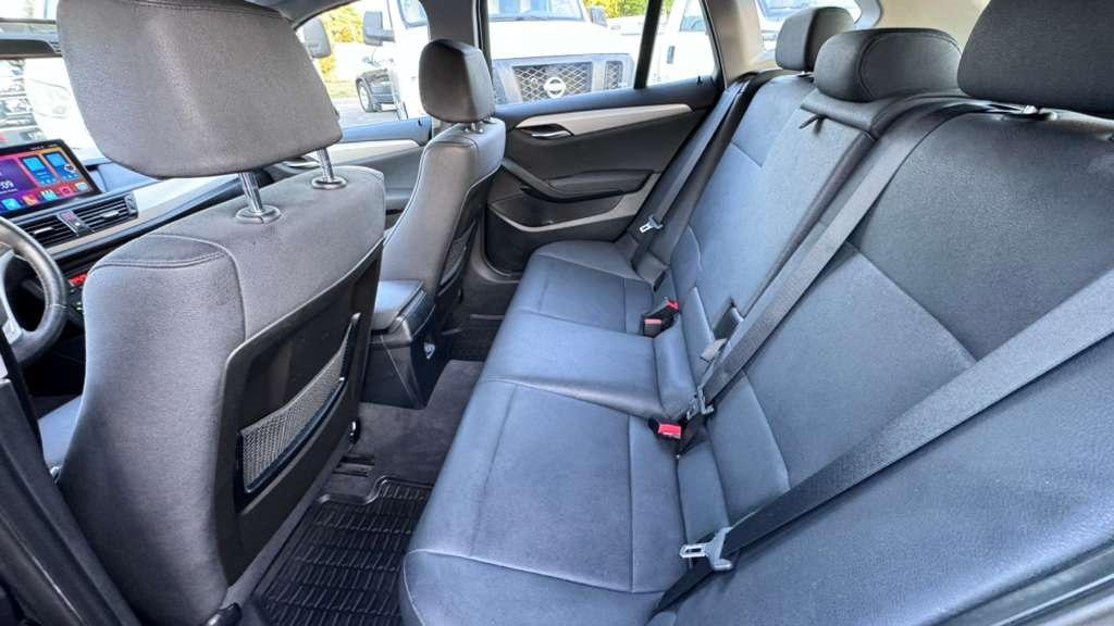 BMW X1 2015 BMW X1 WBAVL1C51FVY37830