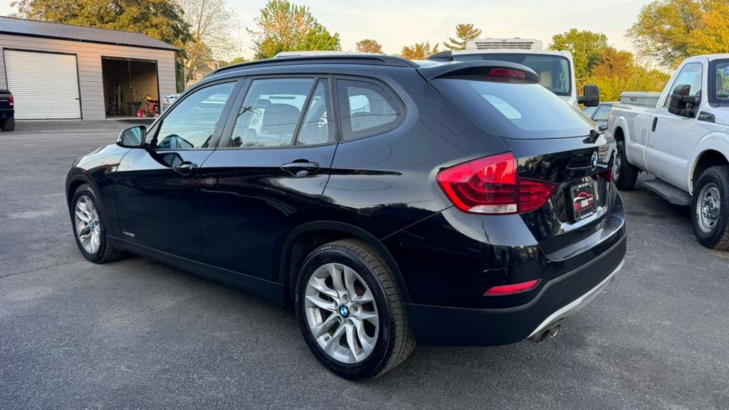 BMW X1 2015 BMW X1 WBAVL1C51FVY37830