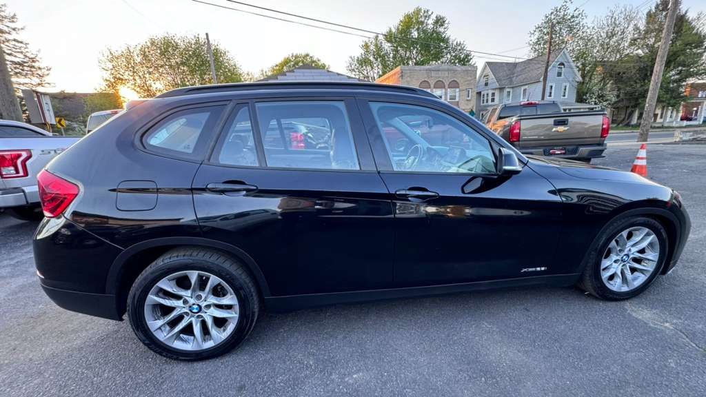 BMW X1 2015 BMW X1 WBAVL1C51FVY37830