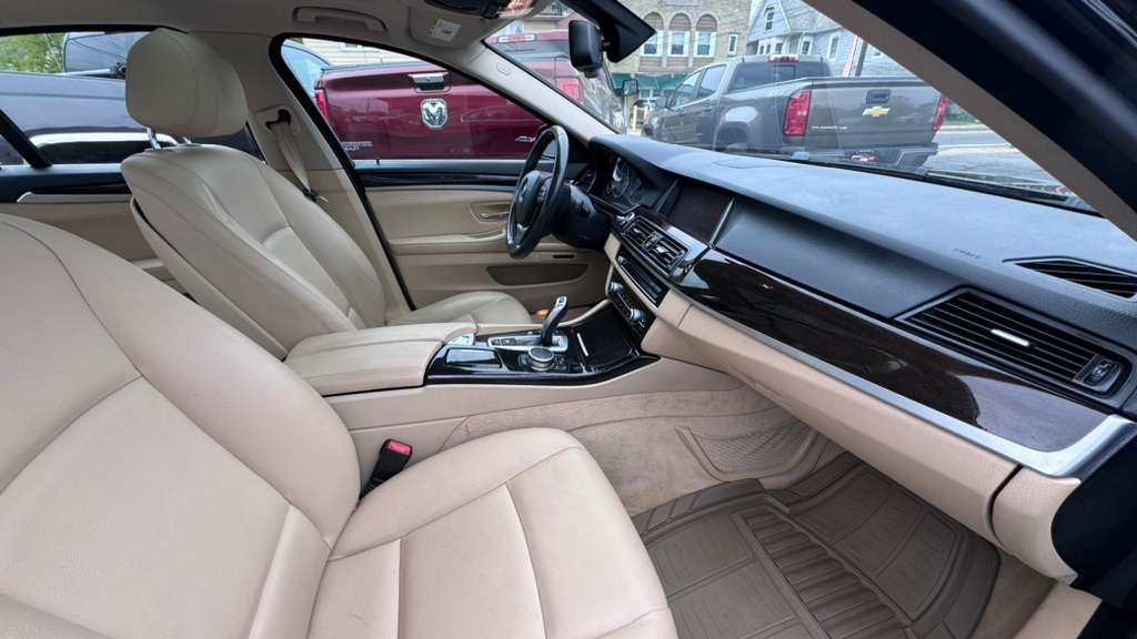 BMW 5 SERIES 2015 BMW 5 SERIES WBA5A5C58FD517780
