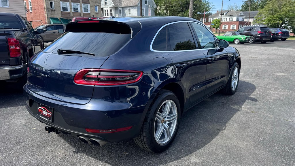 PORSCHE MACAN 2018 PORSCHE MACAN WP1AB2A54JLB36876