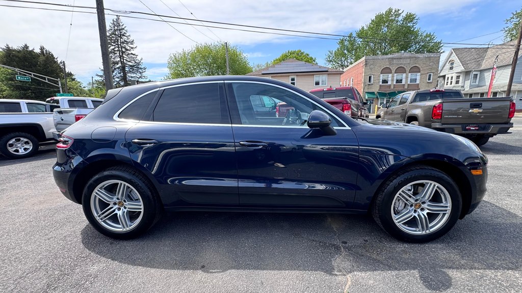 PORSCHE MACAN 2018 PORSCHE MACAN WP1AB2A54JLB36876