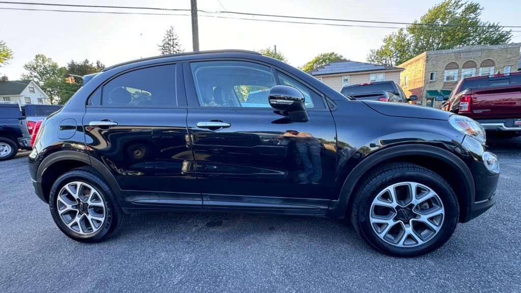 Photo 8 of this FIAT 500X