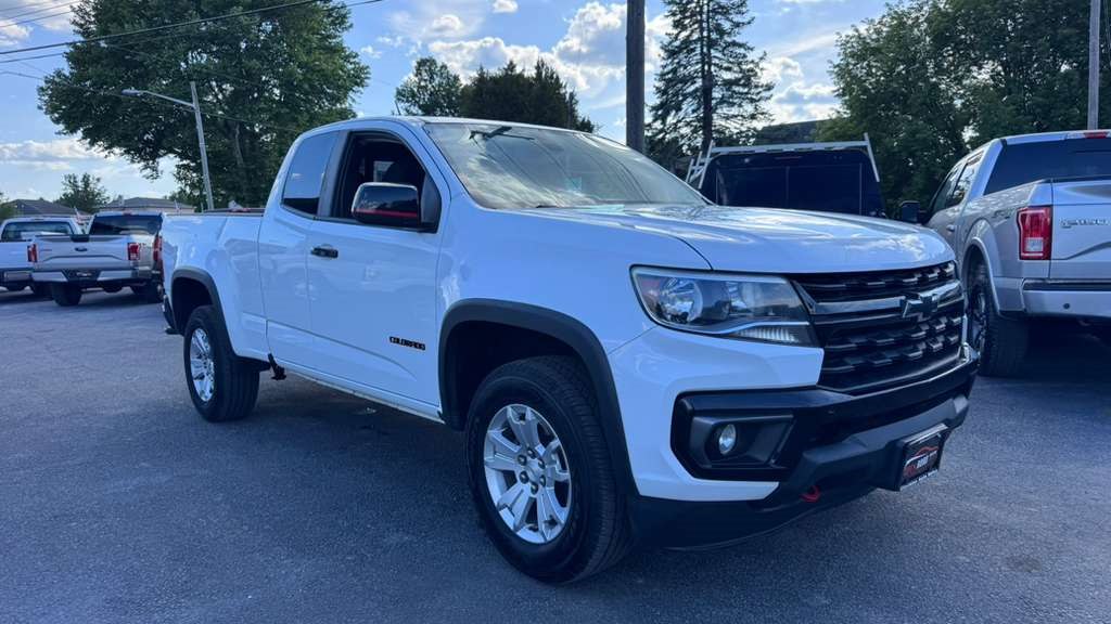 Photo 4 of this CHEVROLET COLORADO