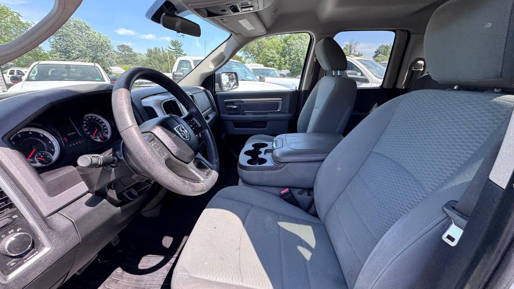 Photo 9 of this RAM 1500