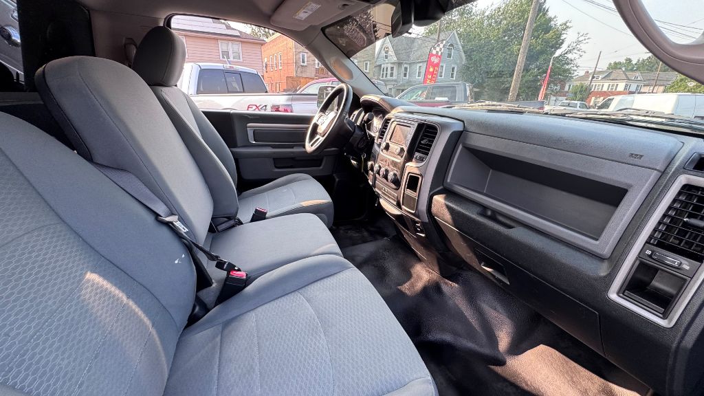 RAM 1500 2015 RAM 1500 3C6JR7DT4FG683663