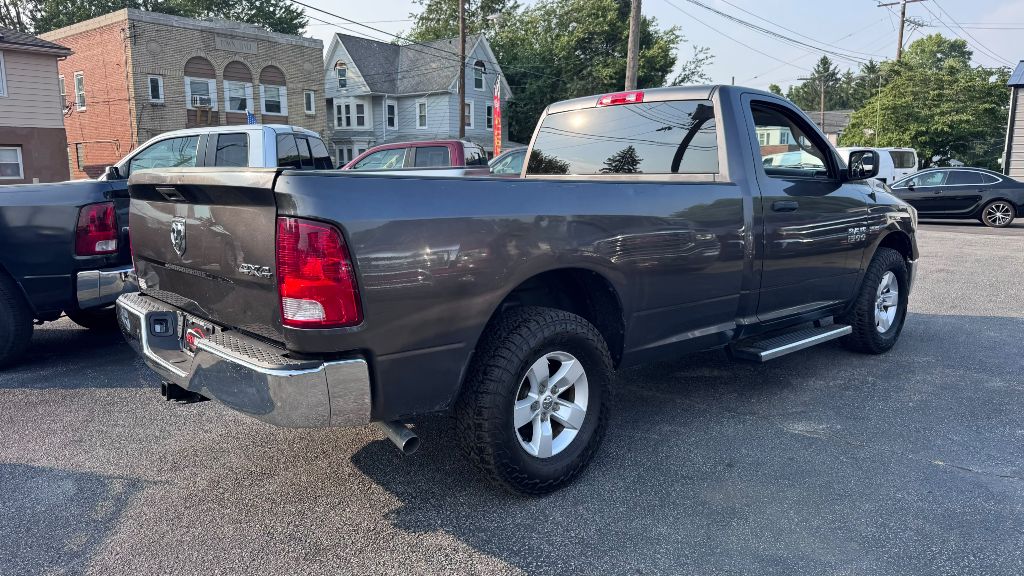 RAM 1500 2015 RAM 1500 3C6JR7DT4FG683663